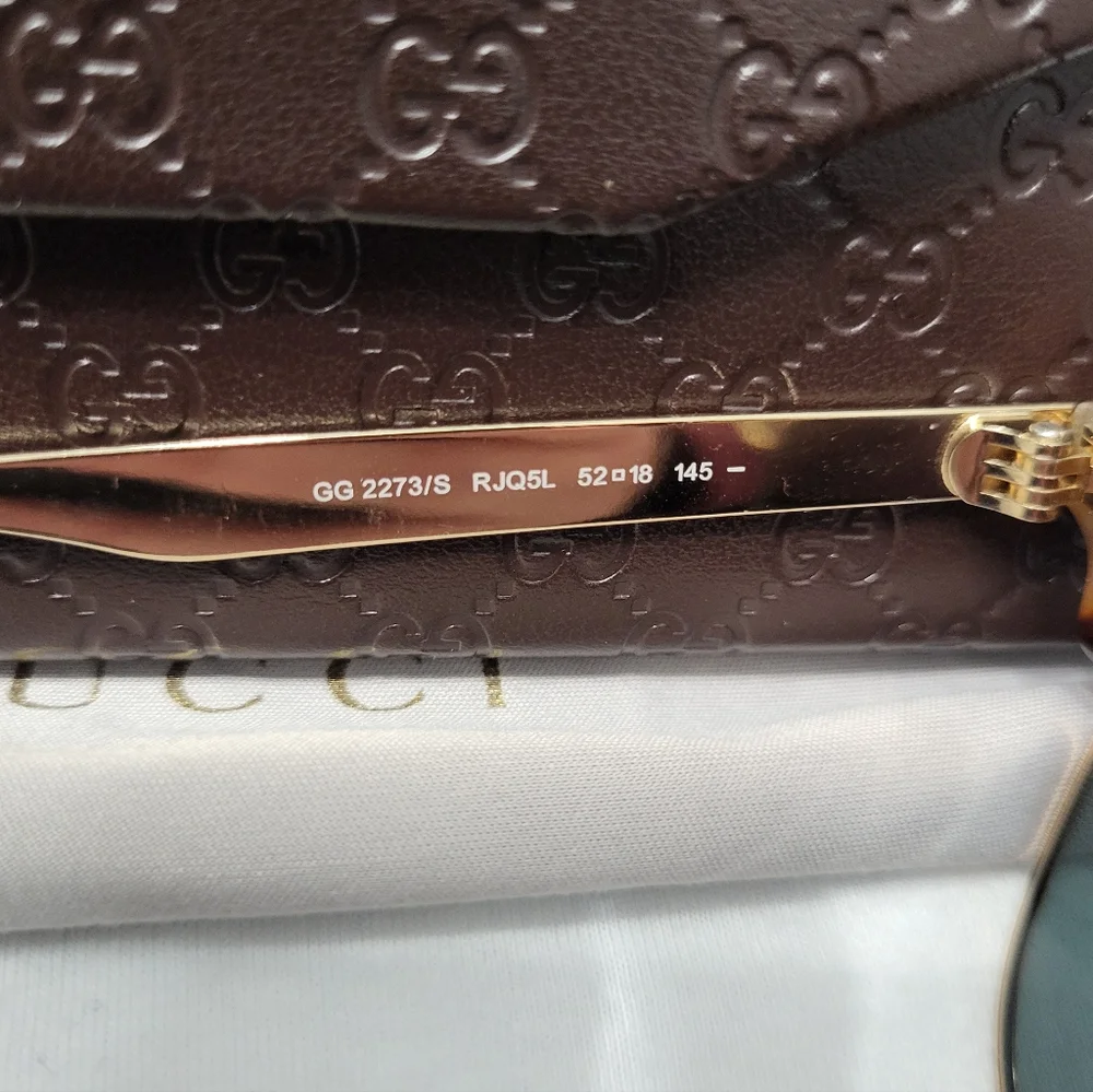 Gucci Tortoiseshell and Gold Men's Sunglasses - Picture 5 of 8